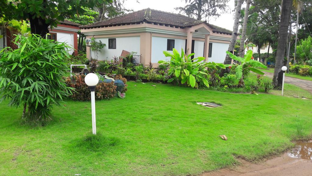 Villa Sunflower Cavelossim Exterior photo
